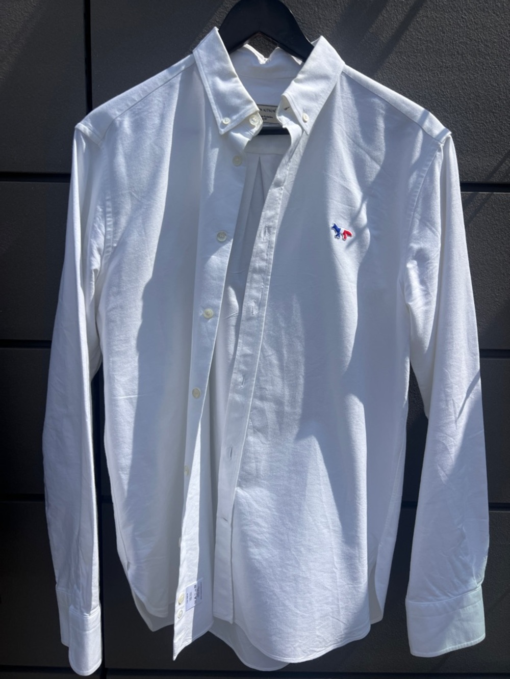 MAISON KITSUNÉ White Long-Sleeve Button-Down Shirt with Tricolor Fox Logo